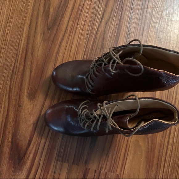 AMAZING NINE WEST HEELED OXFORDS - Picture 3 of 6